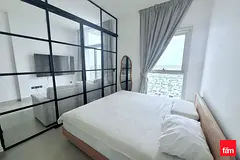 Furnished | Vacant | Bright Space