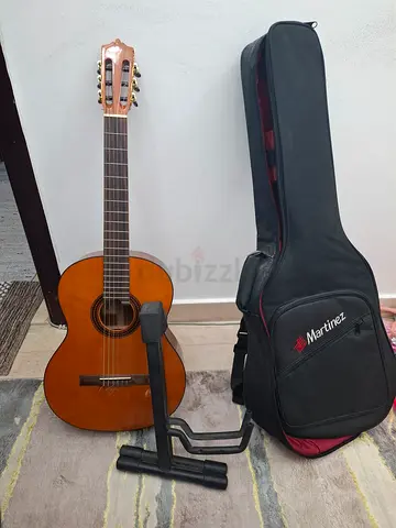 Classical Nylon-String Guitar with Gig Bag and Stand