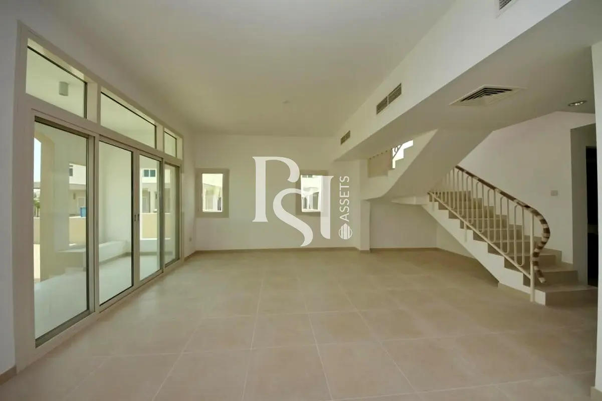 Corner Villa | Single Row | Rent Refund