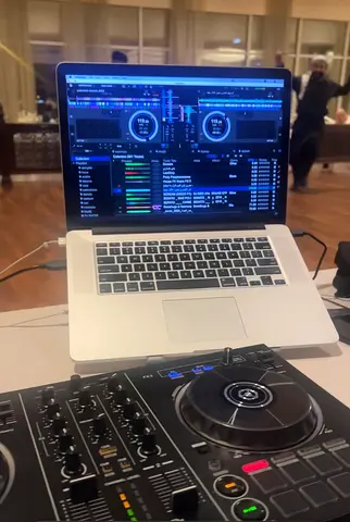 Ddj RB with MacBook