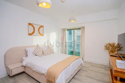 Premium Private Room in Dubai Marina | No Commission