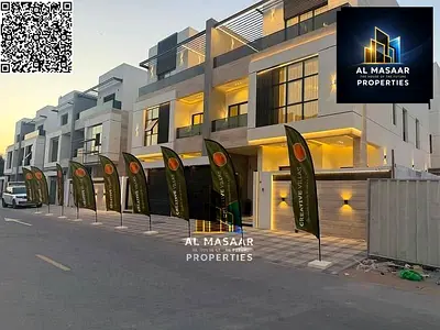 فيلا فاخرة للبيع – خلف مستشفى السعودي الألماني وبالقرب من مجمع المدارس طابقين وروف ومصعد بالاثاث المنزلي تملك حر