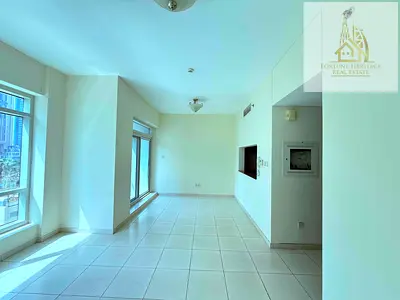UNFURNISHED | CHILLER FREE | KITCHEN APPLICIANCES INCLUDED | NEAR METRO