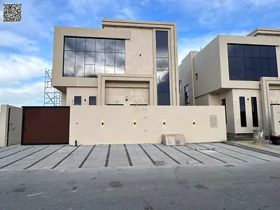 Own a villa for a price of 5 master rooms, at a price including registration and ownership fees, on the main street, freehold for all nationalities