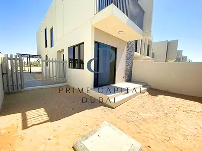 3BR+M | Single Row | Corner Unit | Ready to Move In