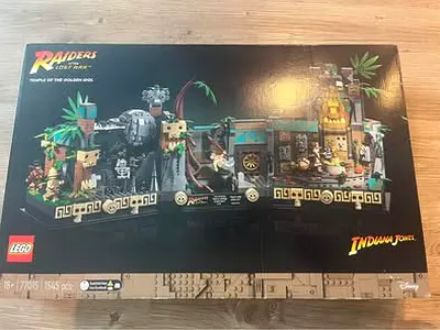 FLASH SALE BRAND NEW LEGO 77015 INDIANA JONES TEMPLE OF GOLDEN IDOL