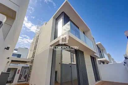 Second Row| Ideal Location | Beach Access
