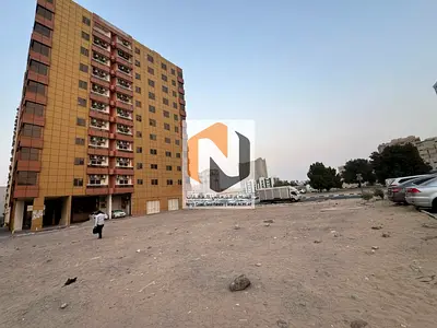 للبيع أرض تجارية سكنية في أبو شغارة – الشارقة