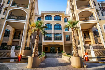 Prime Location | Spacious Unit | Huge Layout