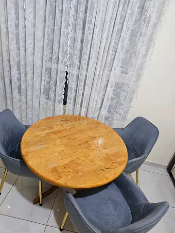 Home furniture for sale - Dining Table