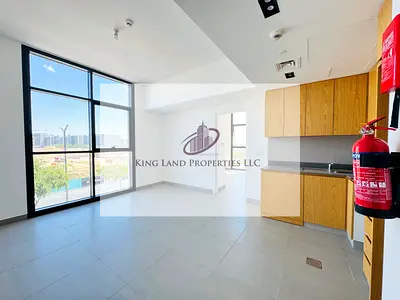 مشرق 1 BHK | عرض مفتوح | تخطيط واسع