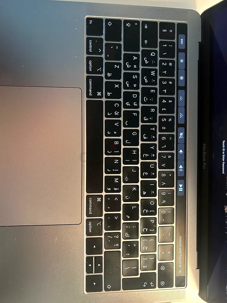 MacBook Pro 2018 13.3 inch413952034797660162