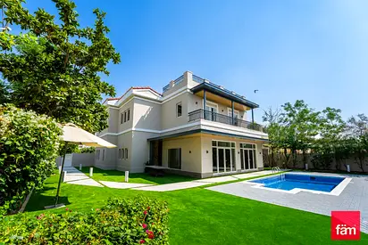 Incredible Upgraded Villa|Stunning Pool And Garden