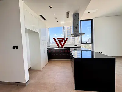 Brand New || Luxurious || Ready To Move