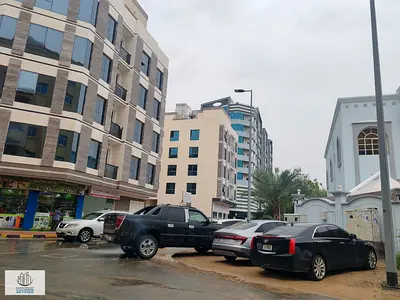 بدون رسوم خدمات /تملك حر لكل الجنسيات/ موقخ مميز خلف المرور