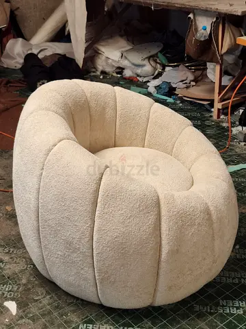 Cream Bouclé Round Swivel Accent Chair
