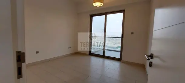 Spacious 1 Bedroom | High ROI | Ittehad Rail