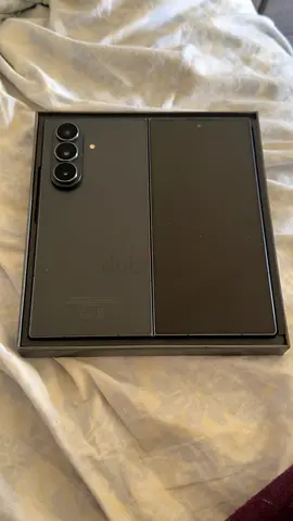 Z FILD 7 512 GB USED TRA FOR SALE