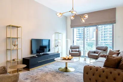 Marina View | Fully Upgraded | Spacious