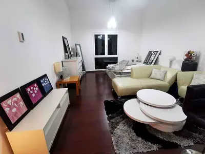 SPACIOUS STUDIO APARTMENT | NEAR METRO with balcony