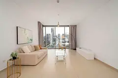 Sea Views | Chiller Free | Vacant