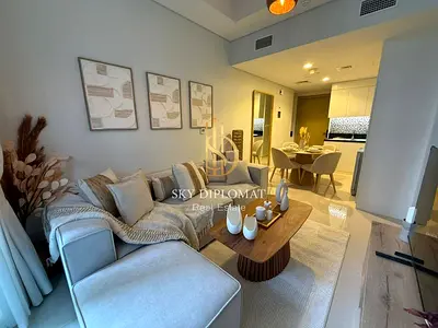Canal View l Fully Furnished | Mid Floor