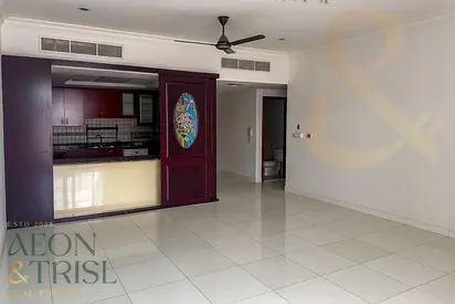 Big 2 Bedroom + study + laundry Upgraded