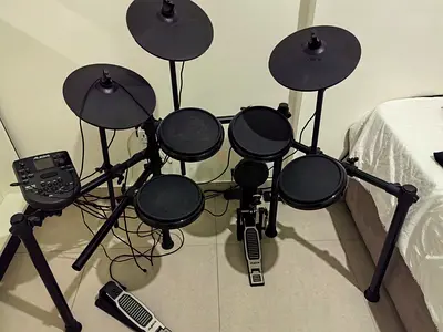 My electronic drum kit — 5-piece e-drum set (working condition)