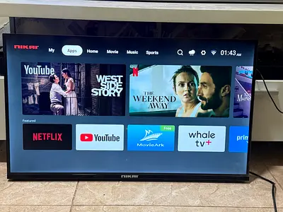 Nikai 32” smart tv with free wall bracket