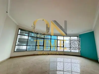 فرصه نادره لبيع شقه مساحه كبيره تلات غرف باابراج الكونكرير باطلاله مفتوحه