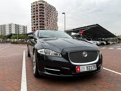 2015 Jaguar XJ i4 Turbo Luxury - GCC Specs - Pristine Condition