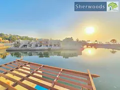 Hot Deal - 5* Luxury Beachfront Living - Move In Now