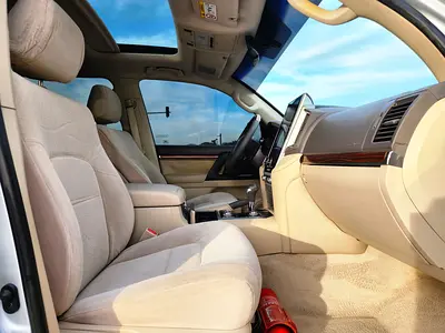 صورة 14 لـ 2018 Toyota LAND CRUISER
