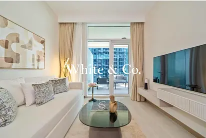 FULLY FURNISHED | BALCONY | VACANT