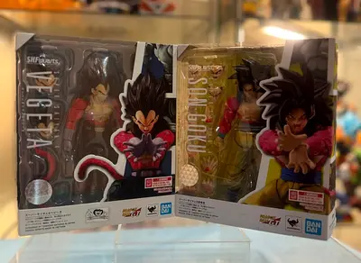 Shfiguarts ssj4 goku vegeta