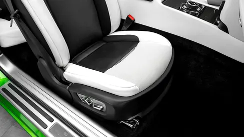 2019 ROLLS-ROYCE DAWN — миниатюра 12