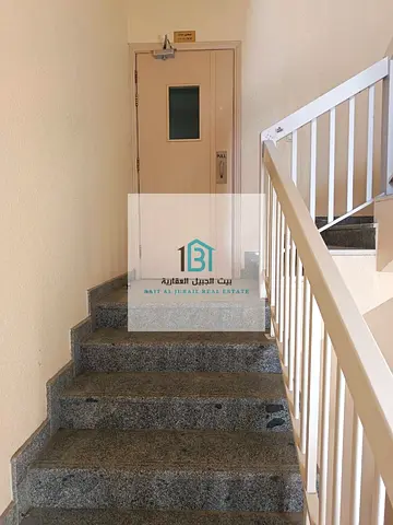 للبيع | بناية سكنية تجارية في الشارقة – الشويهين | عائد استثماري مرتفع