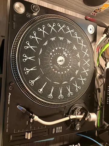 Pioneer PLX-1000 Professional DJ Turntable - Pair in Good Condition