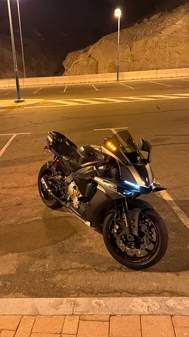 Yamaha r1