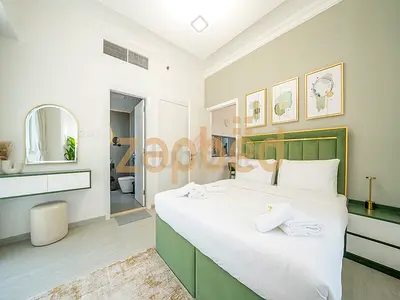 Master bed room available in near SOBHA Realty metro station