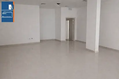 Street-Facing Shop, Prime High Footfall Area, Bur Dubai