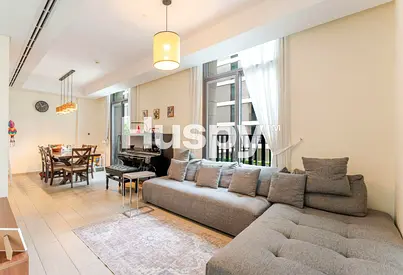 Corner Unit | Park View | Vacant