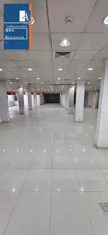 Spacious 5,425 Sq ft Road Facing Shop in Prime Location