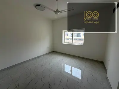 شقة 2 غرفة + صالة بالمويهات 3 🌟 2 حمام، بلكونة، تكييف مركزي ❄️ 40,000 درهم | 4 دفعات