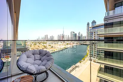 Vacant Apt | Fully Upgraded and Furnished