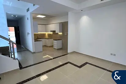 Villa | Large living | 5 bed + Maids