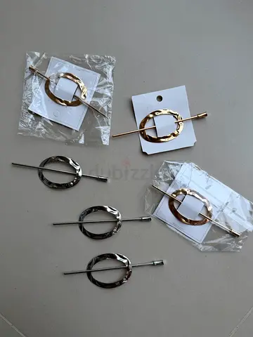 My set of 6 metal oval hair pins (gold  silver)