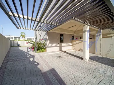 Expansive Home | Single Row End Unit| Exclusive