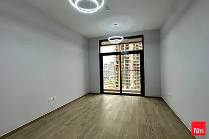 Brand New | Middle Floor | Community View
