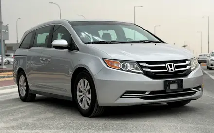 2015 Honda ODYSSEY 照片 2